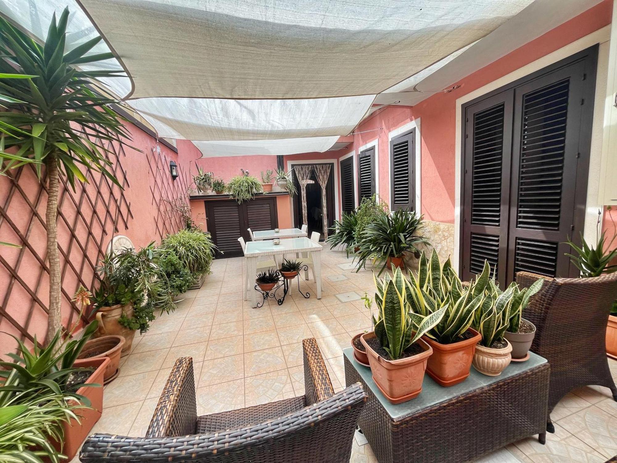B&B Epos Acitrezza Exterior foto